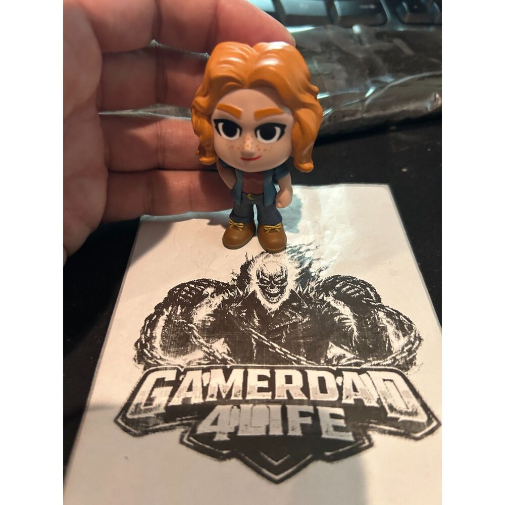 Mystery Minis Jurassic World Dominion CLAIRE DEARING 1/12 Vinyl Figure